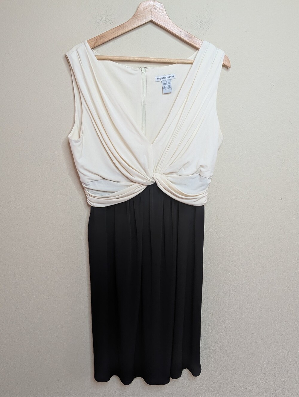 Stephanie Charles Cream Black Colorblock Twist Front Dress 16